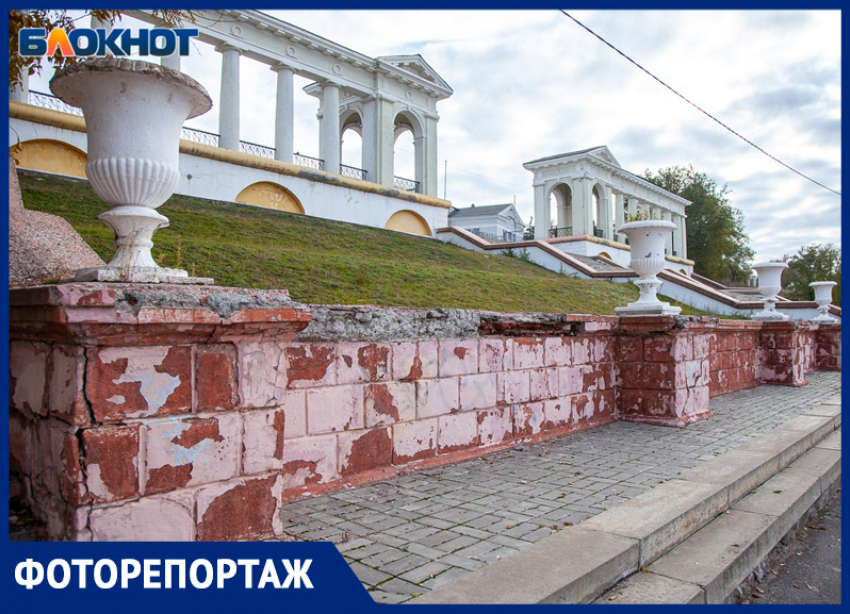 Умирает целая эпоха: в Волжском состояние стадиона Логинова повергло в шок