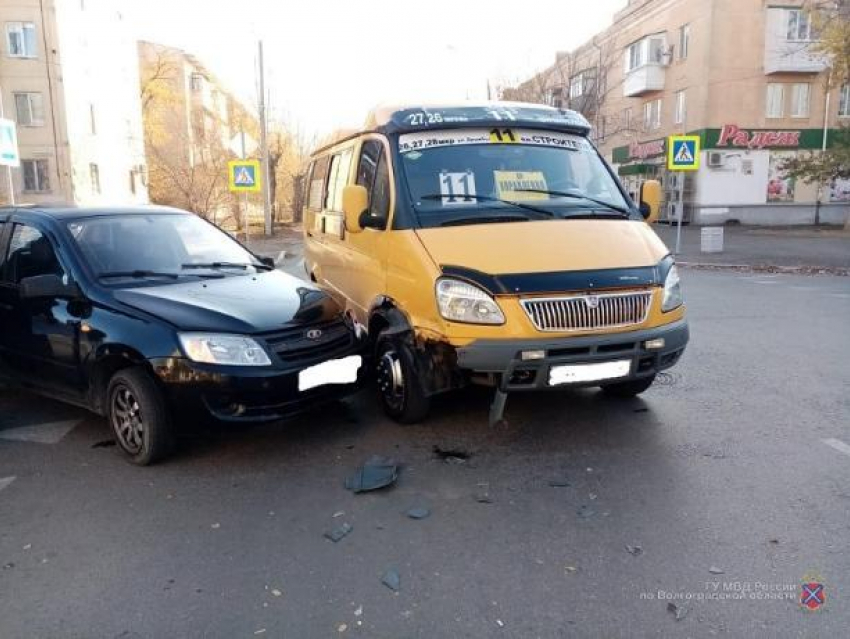 Девушка пострадала в ДТП с маршруткой в Волжском