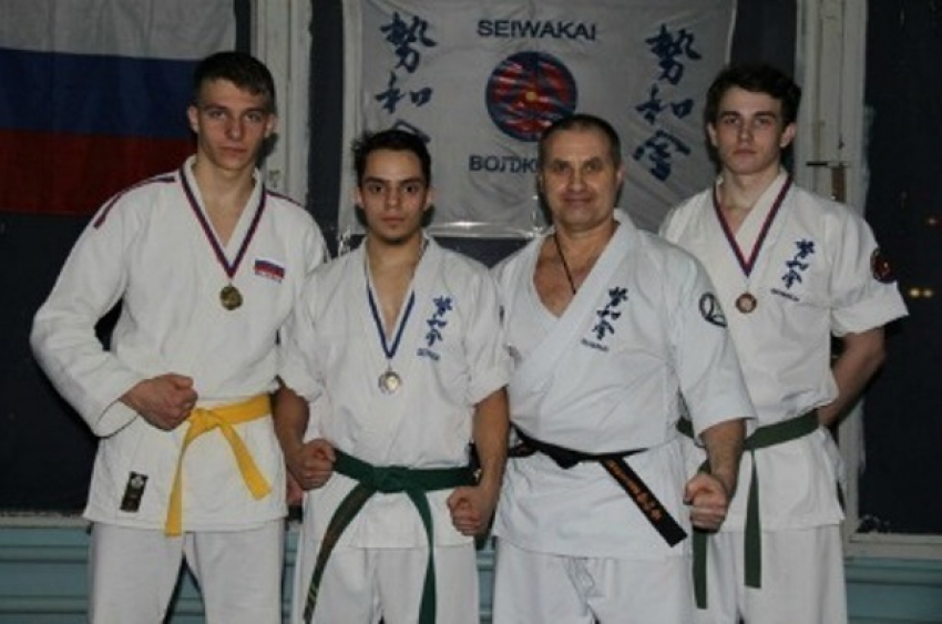Волжские каратисты завоевали четыре медали кубка федерации «Сейвакай»