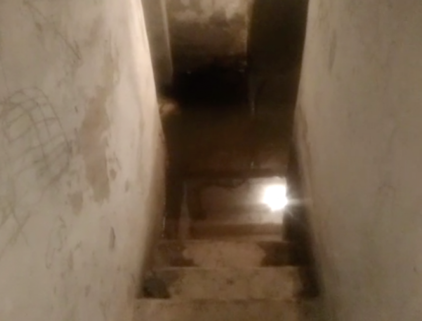 После обращения в «Блокнот Волжского» в подвале устранили потоп, - горожанка