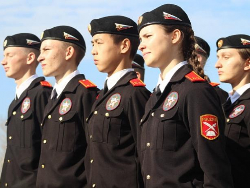 Юнармейцы Ленинского района получили право представлять нашу область