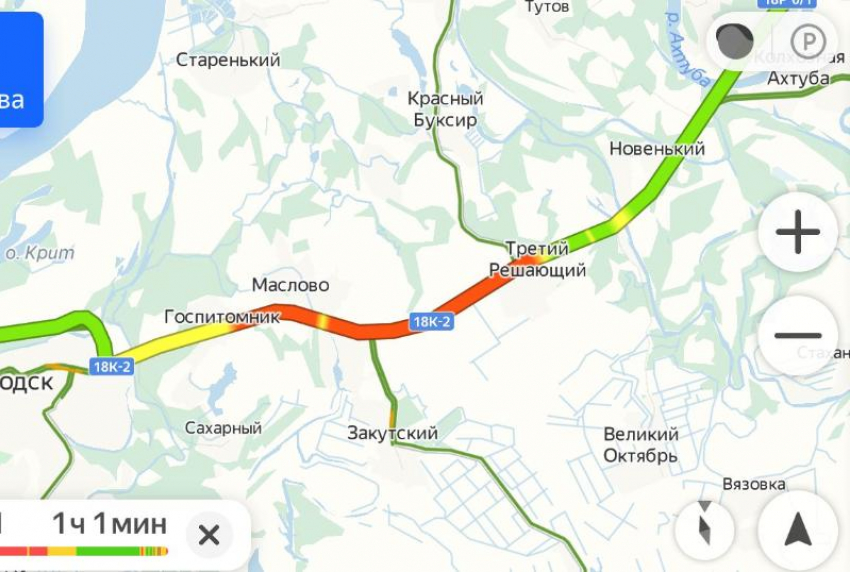 Пробки сковали выезд из Волжского: автомобилисты попали в затор в утренний час пик