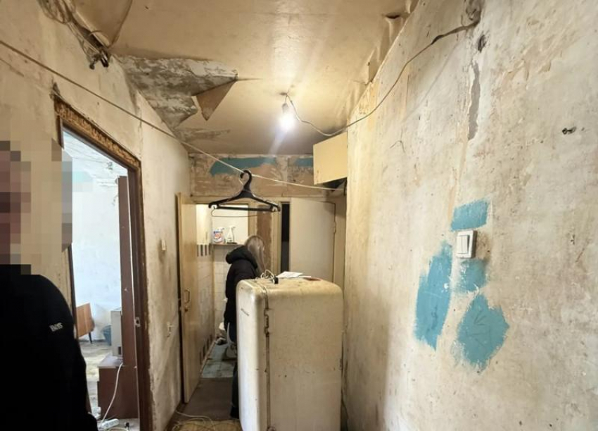 Шокирующие условия: в Волжском опека посетила квартиру бабушки с признаками деменции