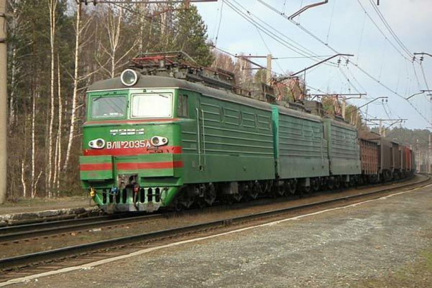 В Липецкой области поезд «Москва-Волгоград» врезался в локомотив