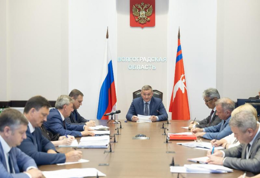 Глава Волгоградской области поставил ряд задач в связи с экстремально жаркой погодой