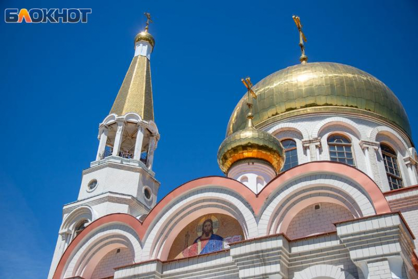 Какие обычаи и традиции таит 5 июня 2024 года: День святителя Леонтия