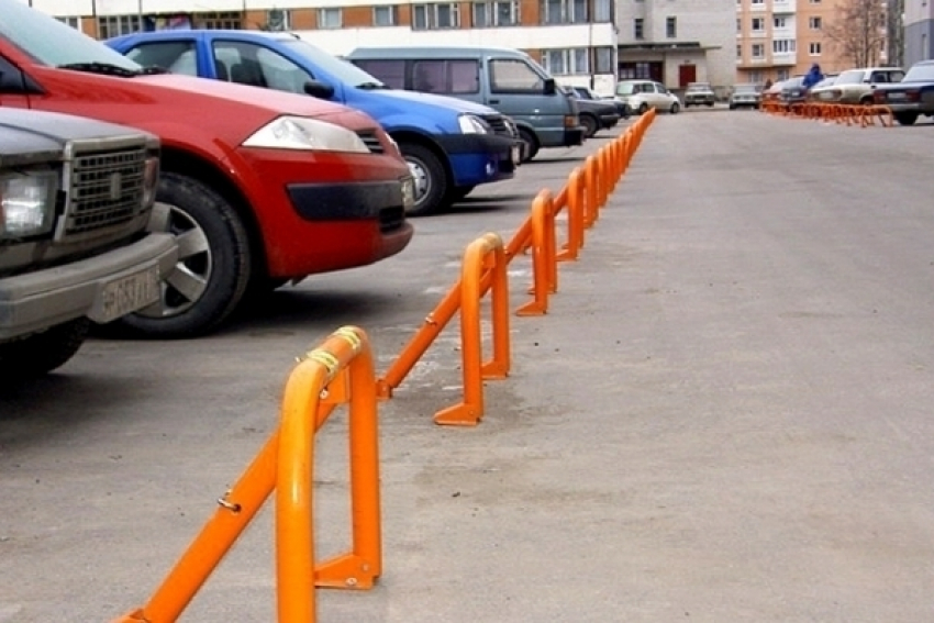 Желающих обустроить внутриквартальные парковки Волжского не нашлось