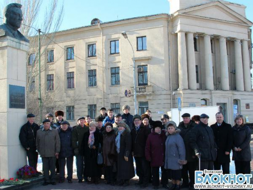 Волжане отметили день рождения Федора Логинова