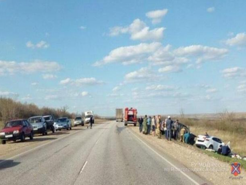 12-летнюю пассажирку увезли на «скорой» после ДТП в Среднеахтубинском районе