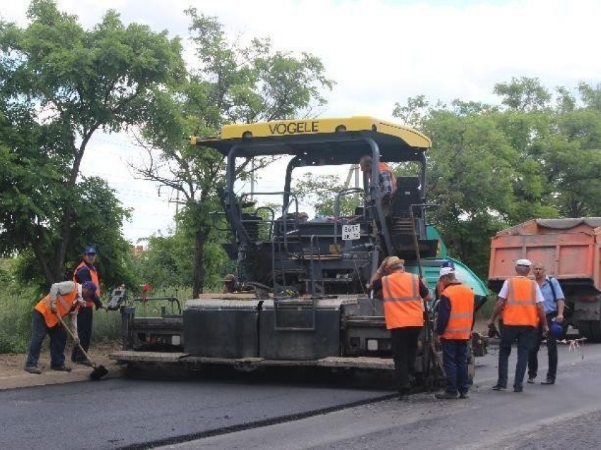 В Волжском пообещали отремонтировать шесть улиц в 2019 году