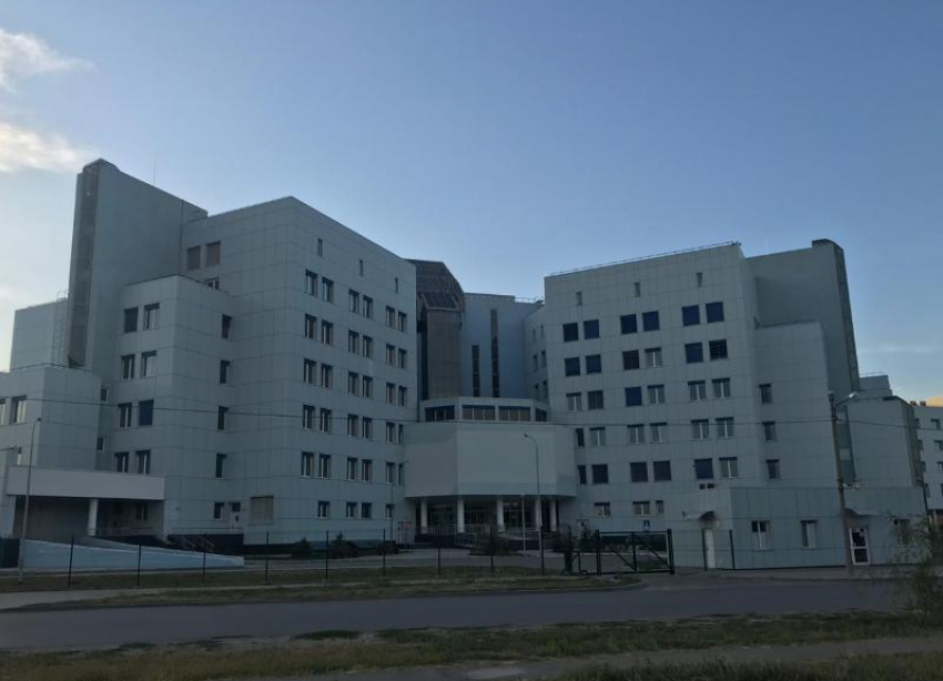 В многомиллиардном строительстве центра трансплантации почки в Волжском нашли нарушения