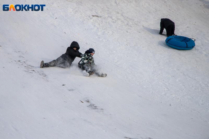 Мерзнуть под лучами солнца будут волжане в четверг