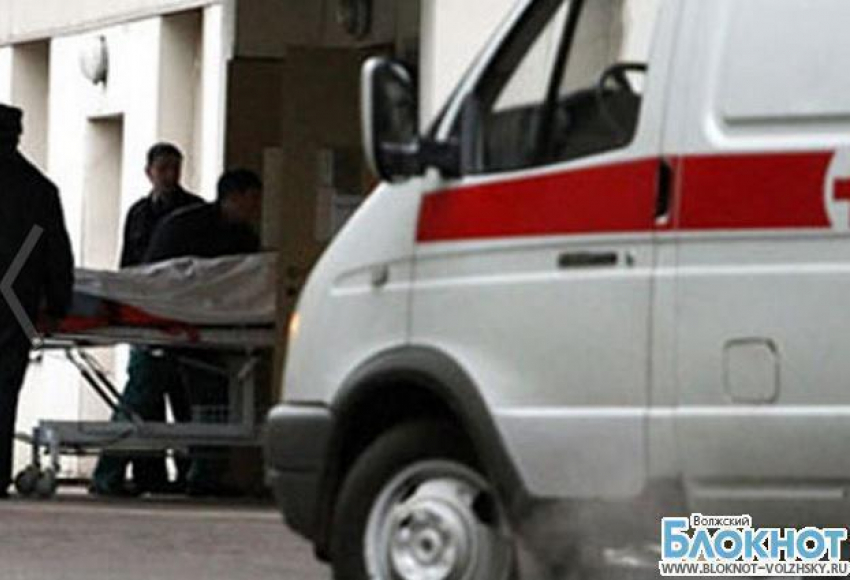 В гипермаркете зарезался молодой волжанин
