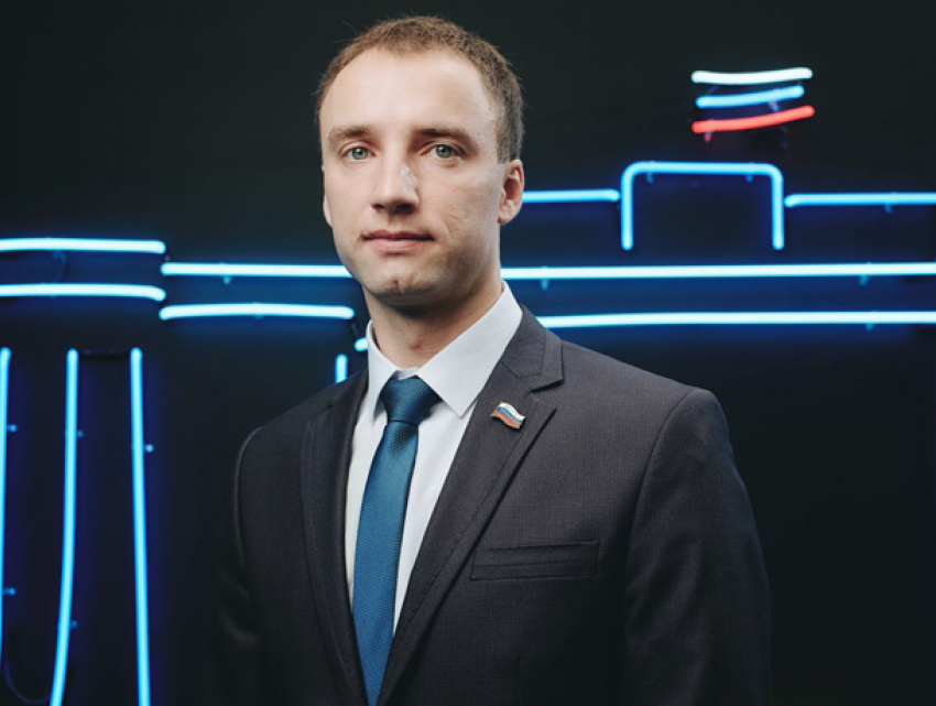 Волгоградская область принимает участие в работе первого в России молодежного форума Государственной Думы РФ ﻿