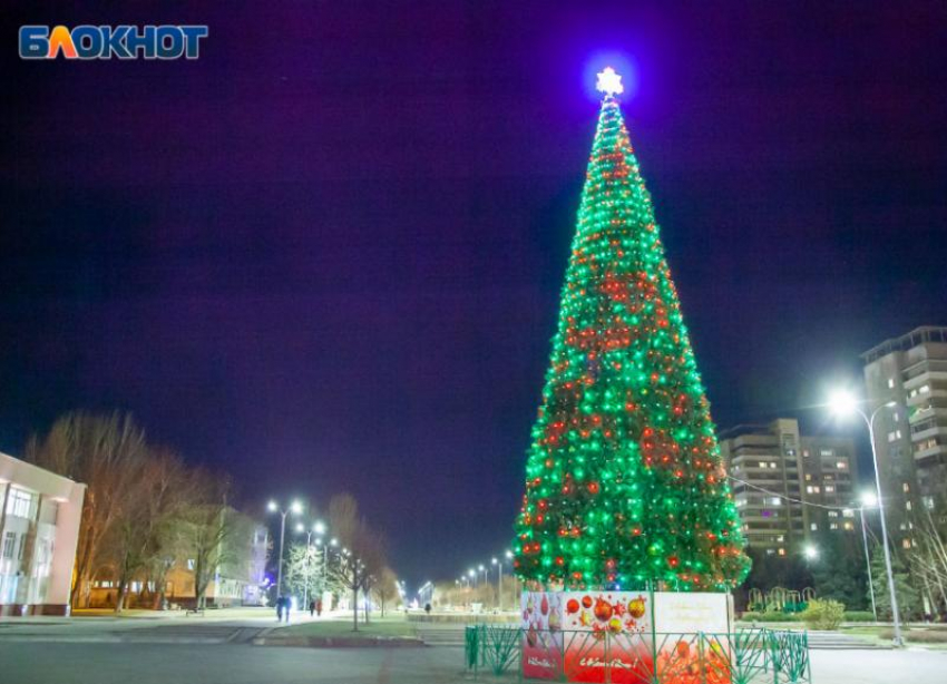 Волжанам рассказали, что нужно успеть сделать под бой курантов в Новогоднюю ночь