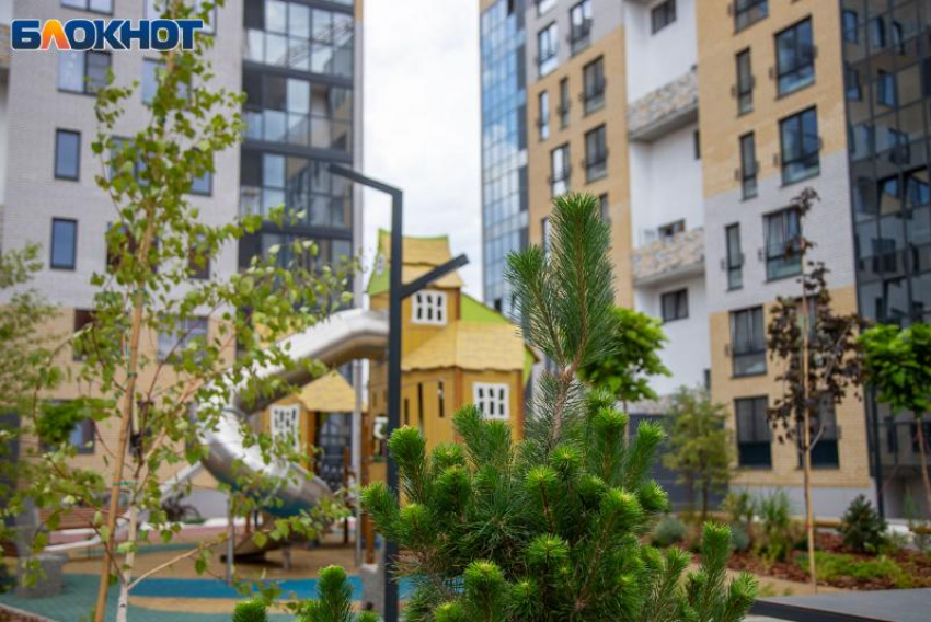 Компания «Дом - Инвест» поздравляет с днем строителей. Благодарим за ваш труд и вдохновение