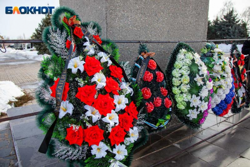 В Волжском не все политики вспомнили о памятной дате 15 февраля