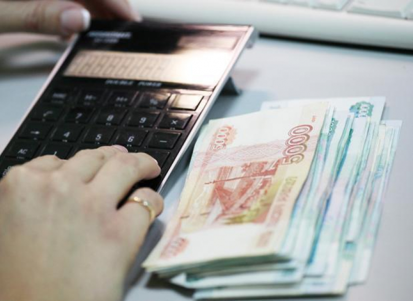 Волжских чиновников обязали отчитываться о зарплатах в интернете