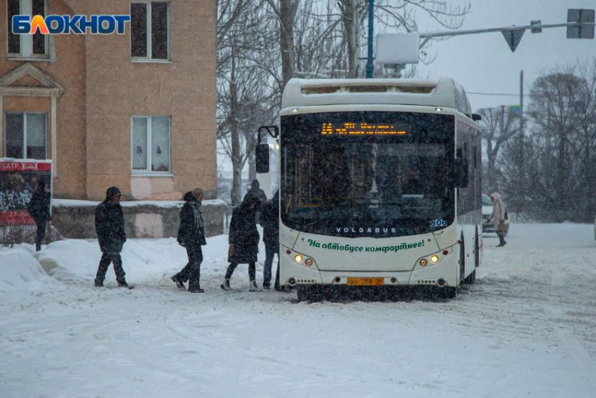В Волжском увеличили количество автобусов на городских маршрутах