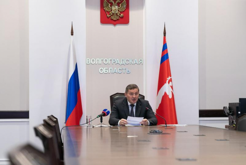 3 поселка без света, 2 пожара: губернатор Волгоградской области о последствиях отражения атаки БПЛА