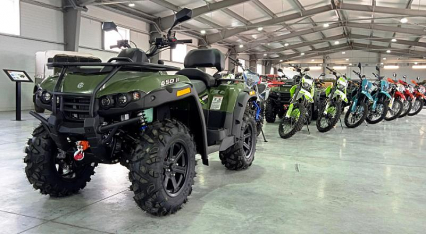 Военнослужащим в зону СВО передана партия мототехники и генераторы от Волгоградской области 