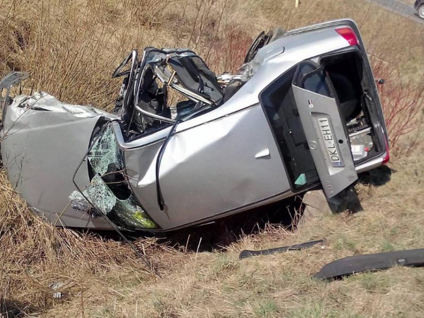 Пьяная женщина-водитель «убила» свою пассажирку на трассе через новый мост под Волжским