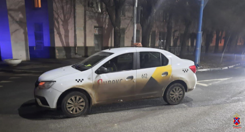 56-летний таксист сбил пешехода в Волжском