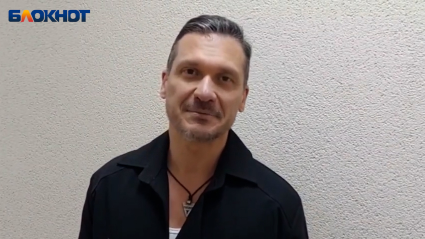 Актер театра и кино Владимир Бутенко поздравляет волжан с наступающим Новым годом