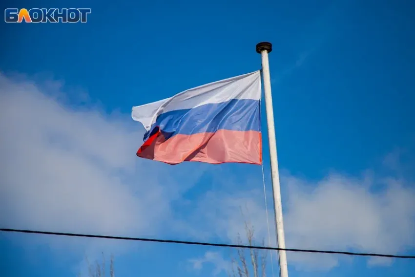 Российский триколор будет размещен на всех спортивных объектах Волжского