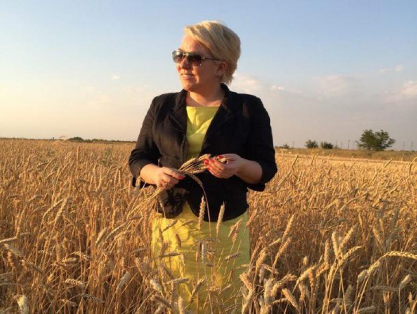Депутат Госдумы Ирина Гусева из Волжского катается на маршрутках?