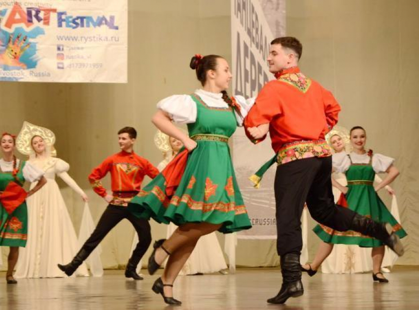 Фестиваль «Танцевальная деревня» собрал лучших танцоров в Волжском
