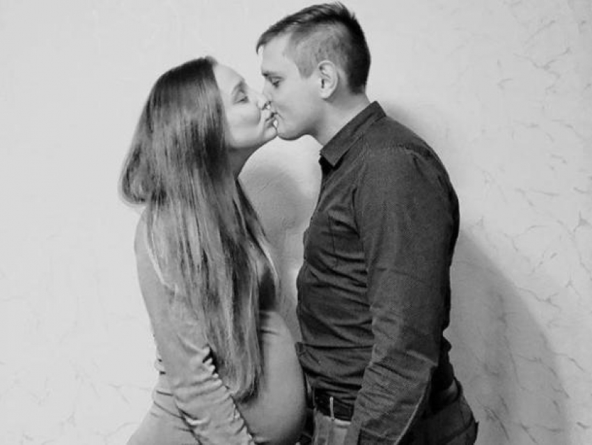 Замечательную пару Екатерину и Артема Пачинов поздравили с рождением малышки