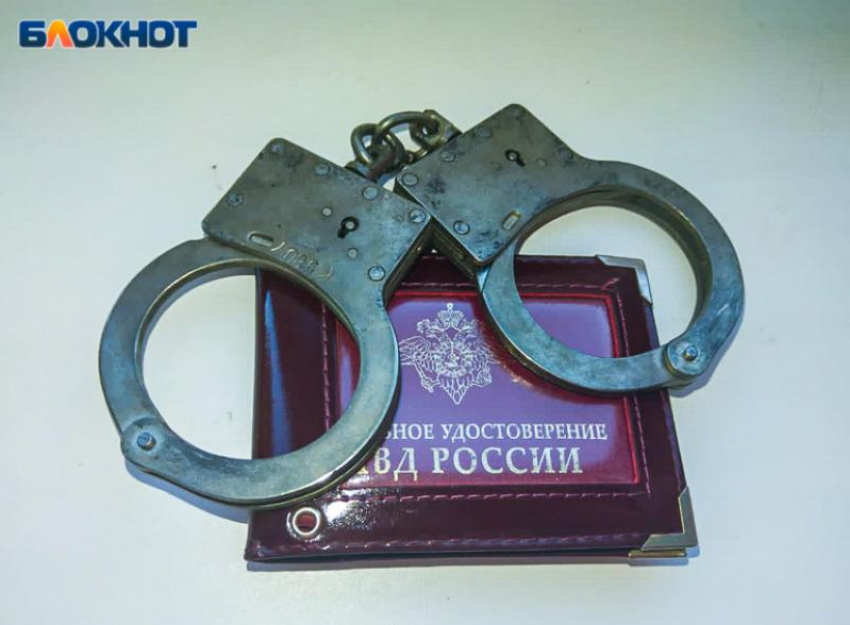 5 лет тюрьмы грозит мужчине за кражу мобильного у школьника в Волжском
