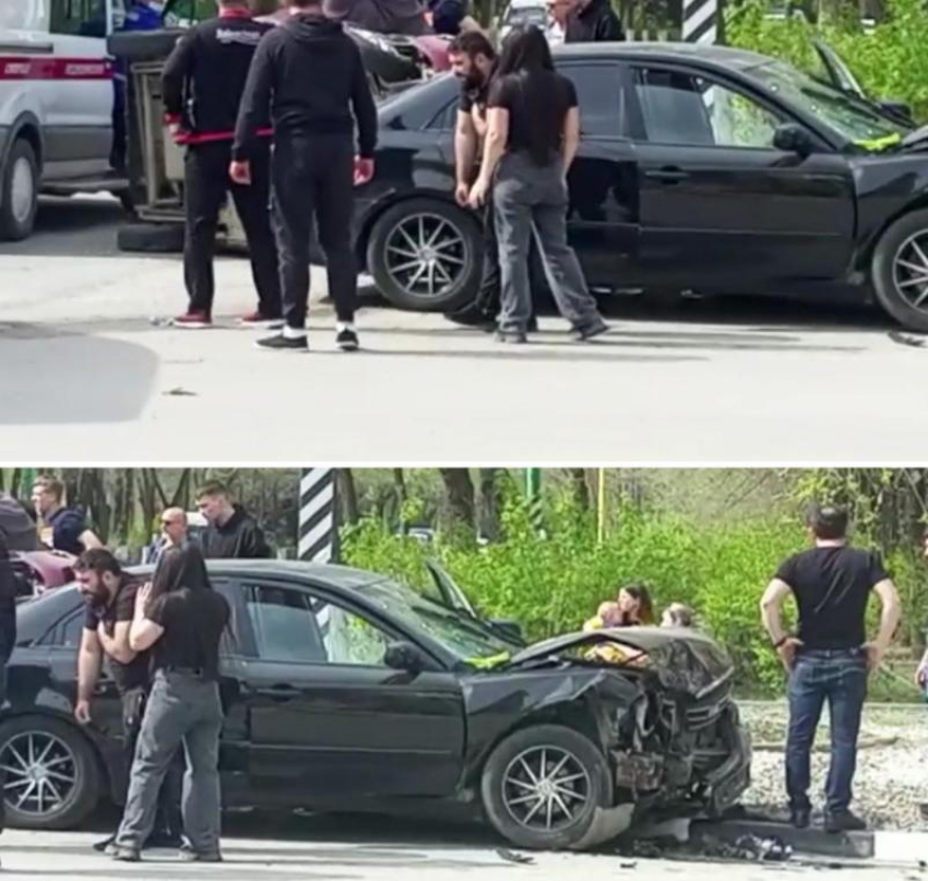 В аварии на перекрестке в Волжском пострадали люди: видео 