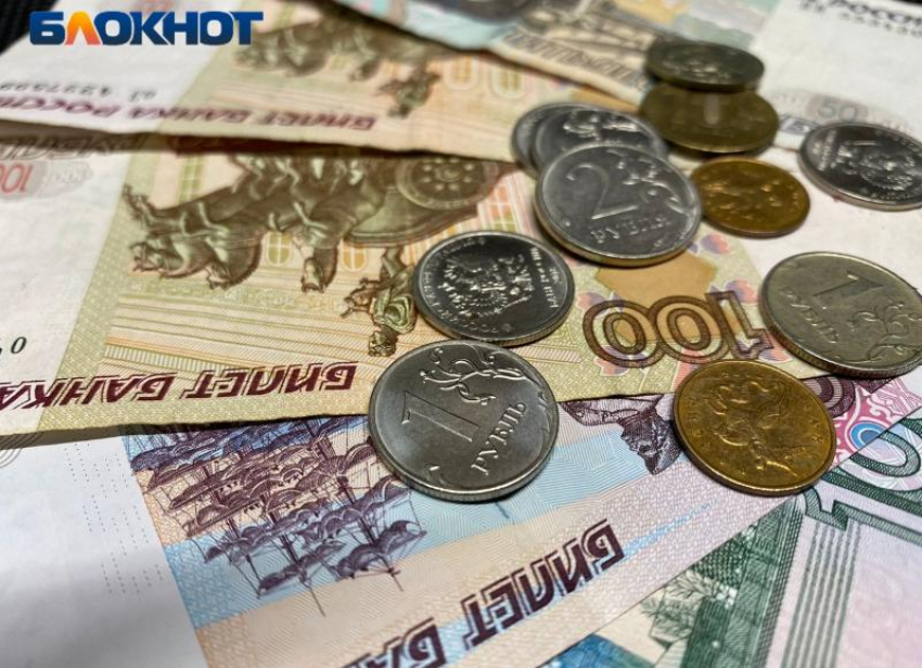На охрану центрального стадиона в Волжском выделили почти 200 тысяч рублей
