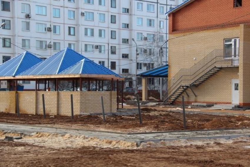 В Волжском строительство детского сада №8 выходит на финишную прямую