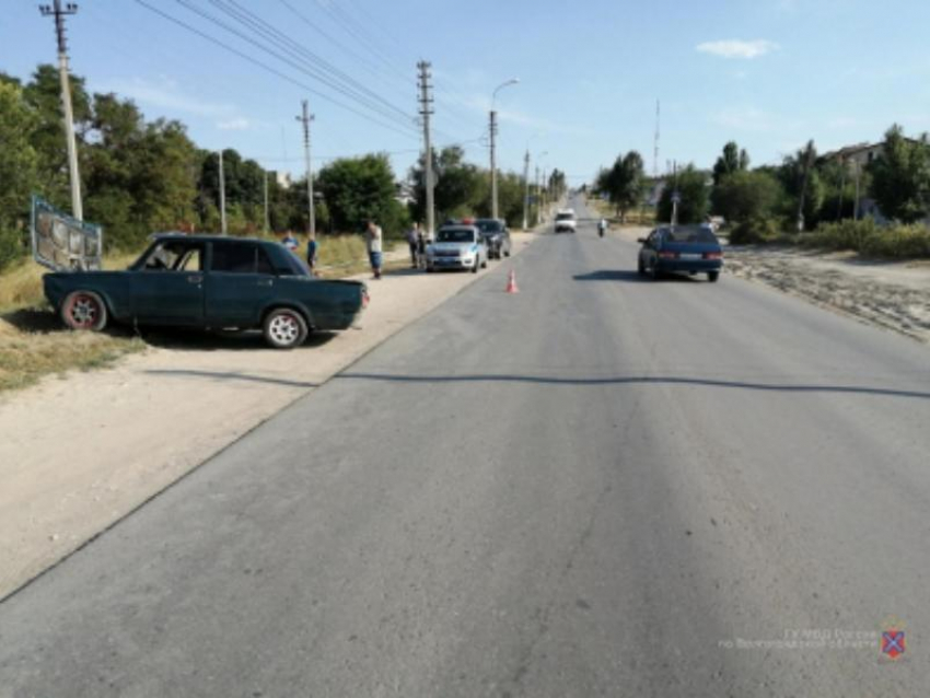 3 ребенка пострадали в аварии из-за 17-летнего водителя без прав в Волгоградской области