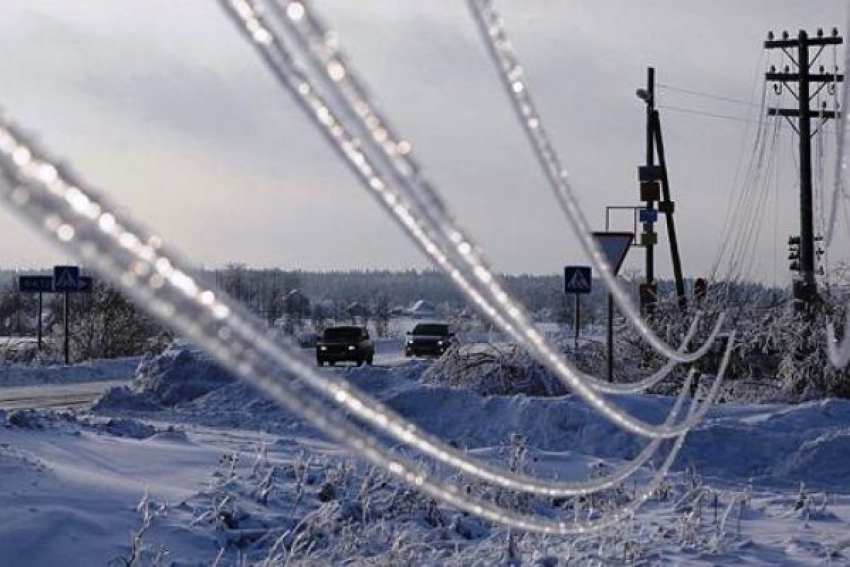 Еще 32 поселка Волгоградской области лишились электричества
