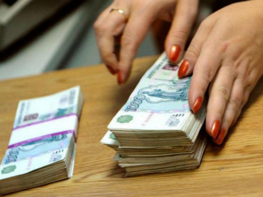 В Волгограде директор детского образовательного центра подозревается в хищении денег