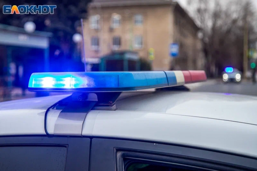 В Волжском задержали молодых мужчин с партией мефедрона