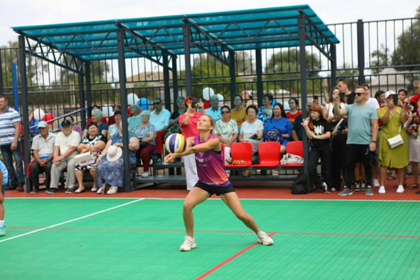 «Умная» спортплощадка появилась под Волжским