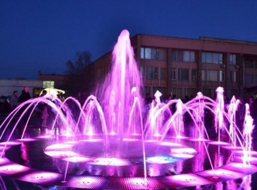 После бумажной волокиты парк «Волжский» снова заявил лот на ремонт фонтана
