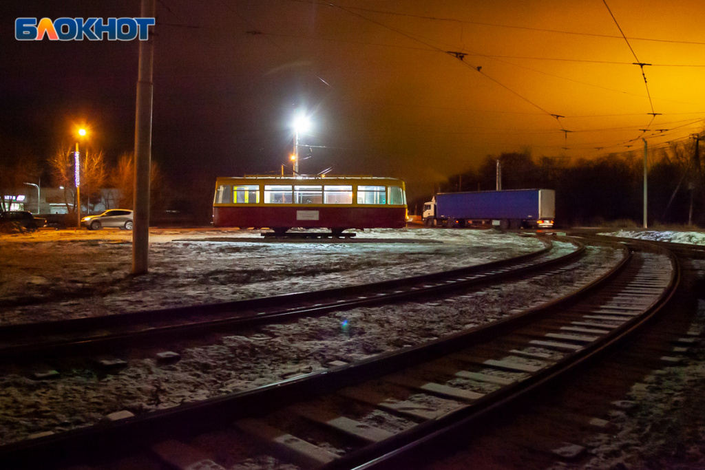 pervyy-tramvay-Volzhskogo_-na-koltse-VPZ-_30_ (1).jpg